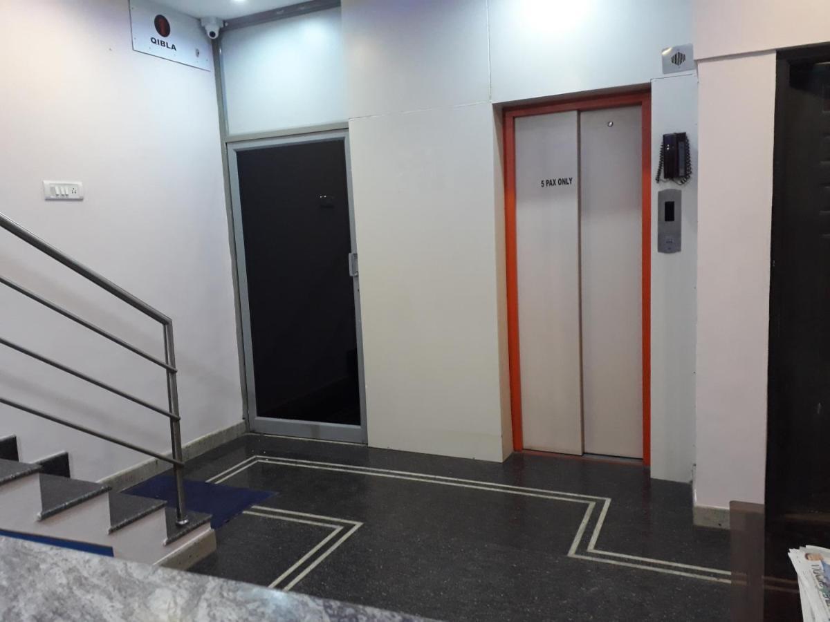 Blue Moon Residency Hotel Мисор Екстериор снимка
